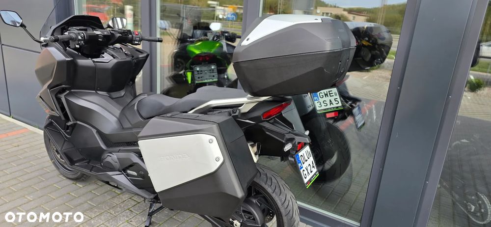 Honda NSS - 38