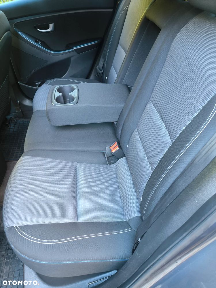 Hyundai i30 - 27