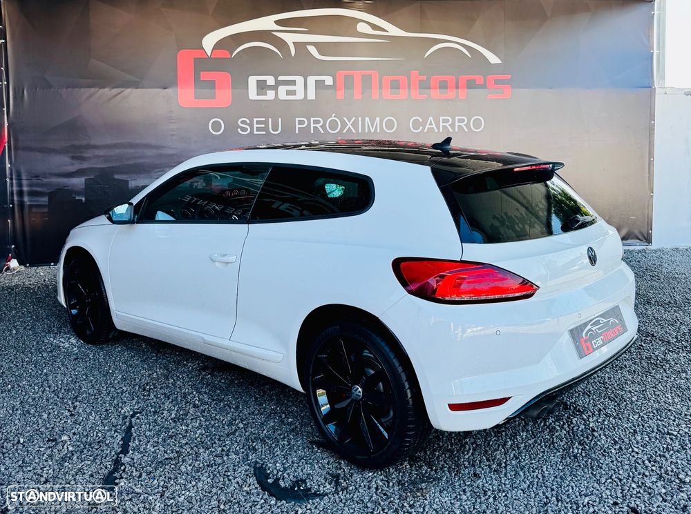 VW Scirocco 2.0 TDI (Blue Motion Technologie) DSG - 7