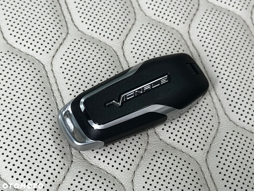 Ford Mondeo Vignale 2.0 EcoBoost - 32