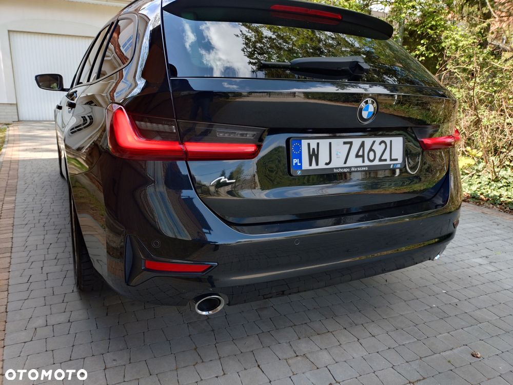 BMW Seria 3 320d - 12