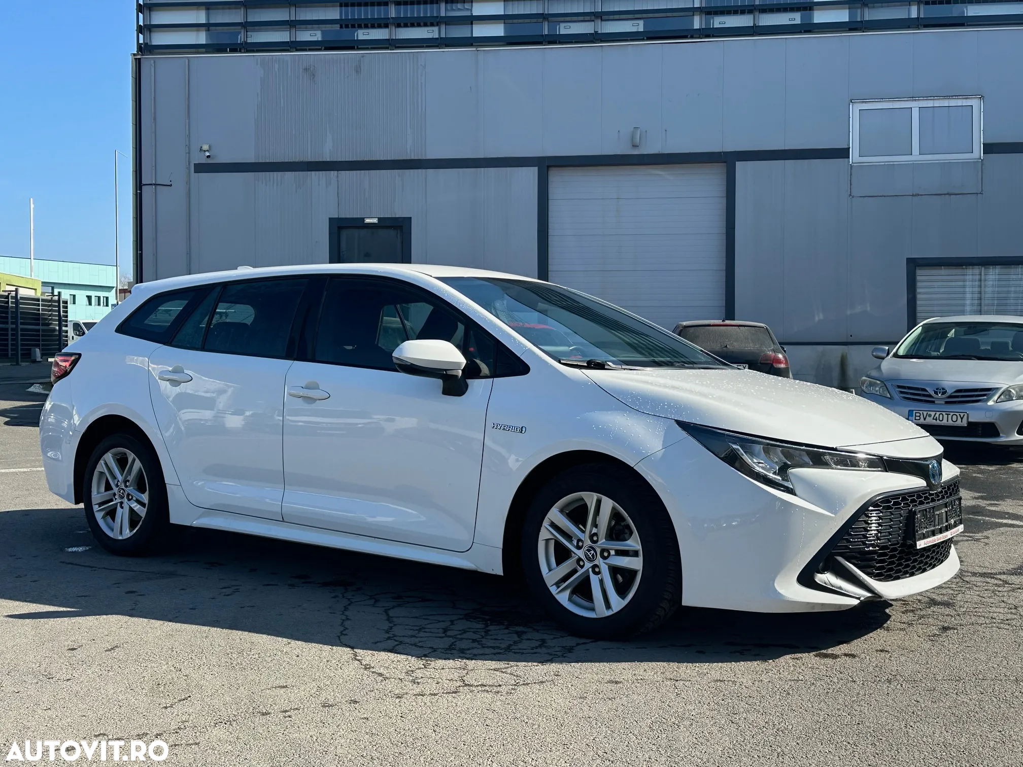 Toyota Corolla 1.8 Hybrid Business Edition - 10