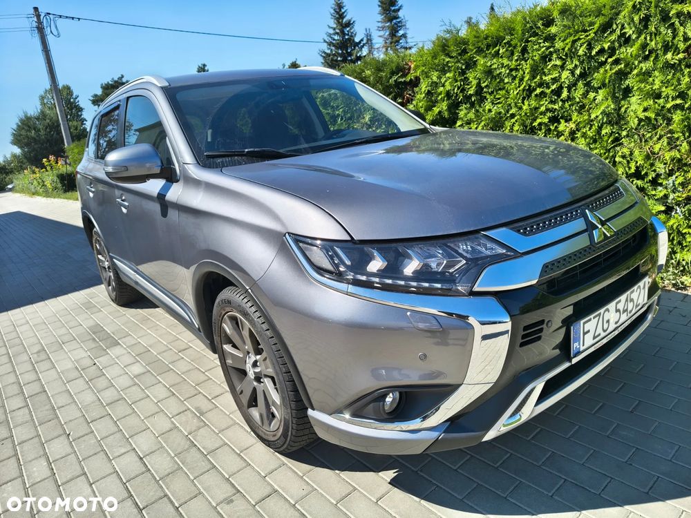 Mitsubishi Outlander - 7