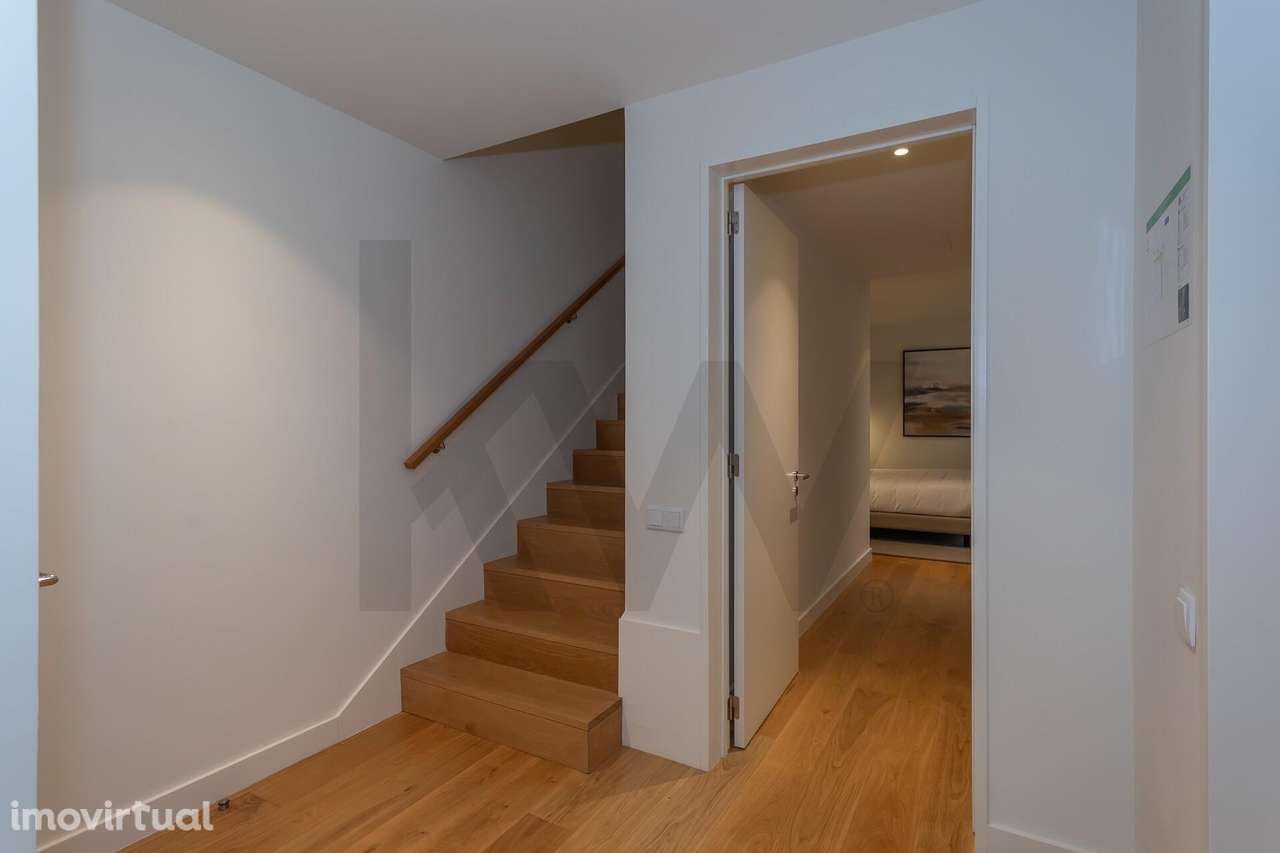 Moradia T3 no Marinha Prime - Elegância e Exclusividade na Quinta da M - Grande imagem: 3/25