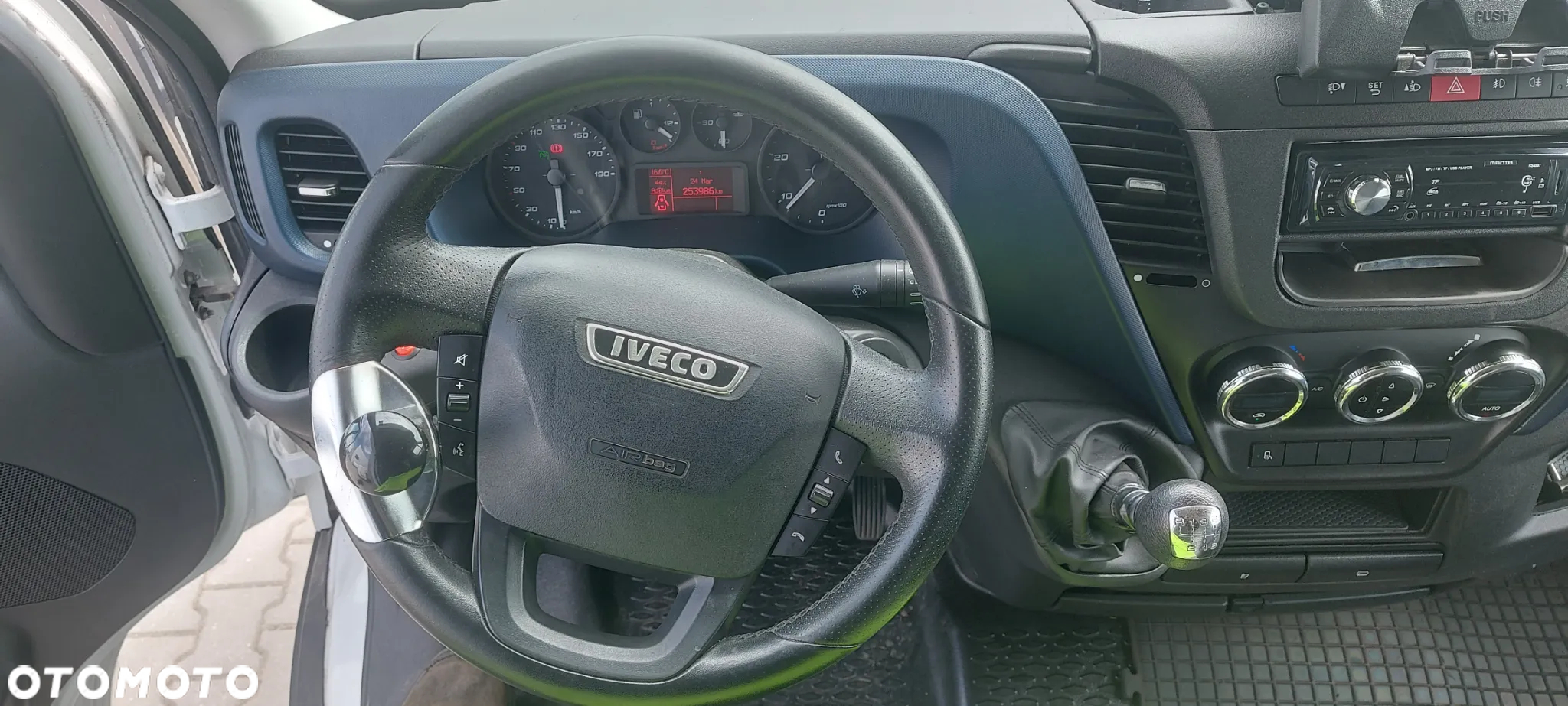 Iveco 35s18 - 8
