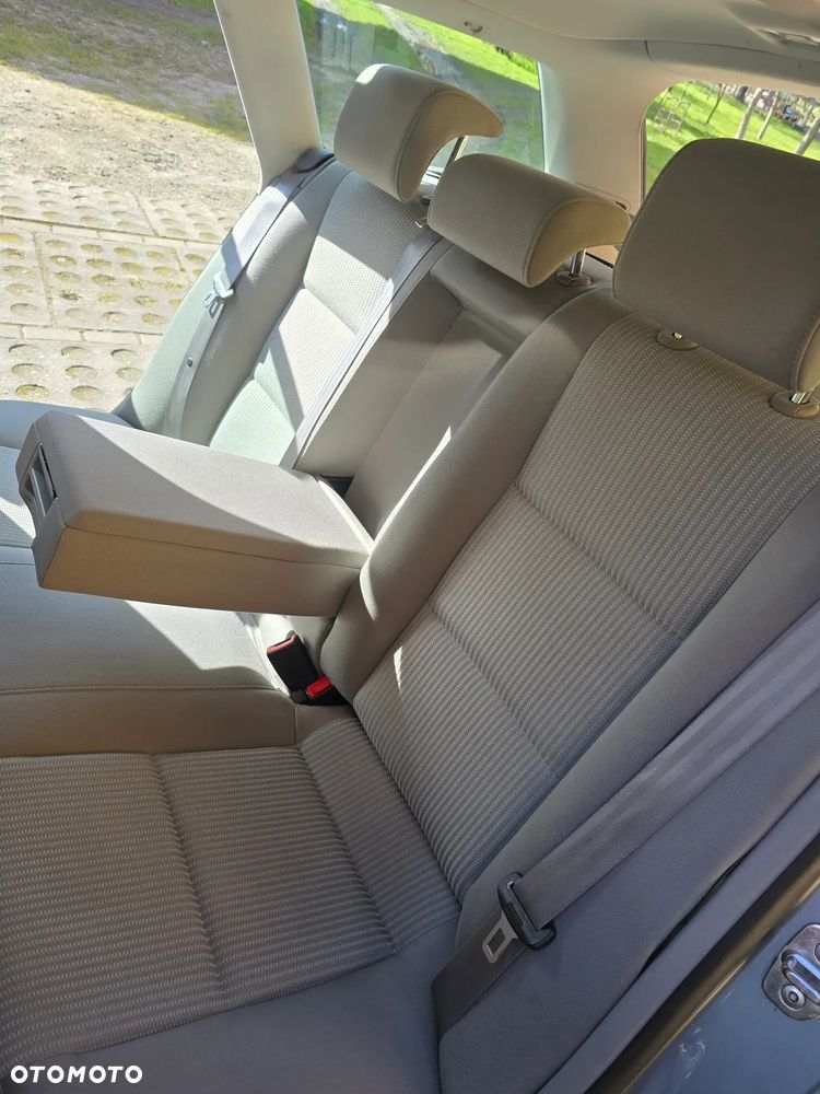 Audi A4 Avant - 8