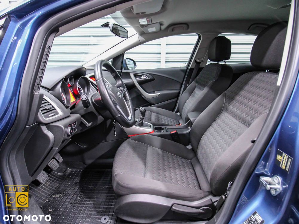 Opel Astra 1.4 T Cosmo - 12
