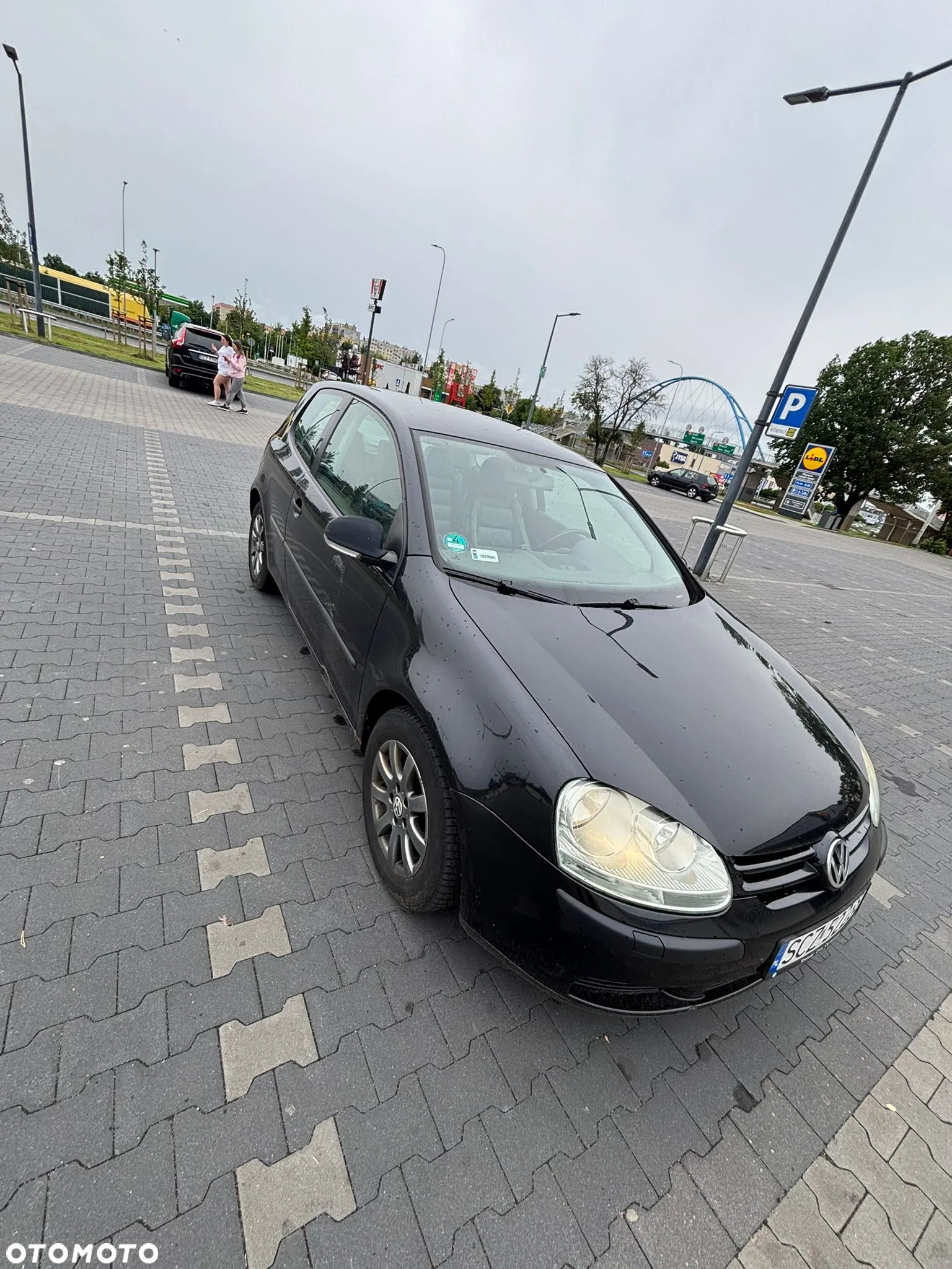 Volkswagen Golf V 1.9 TDI Comfortline - 4