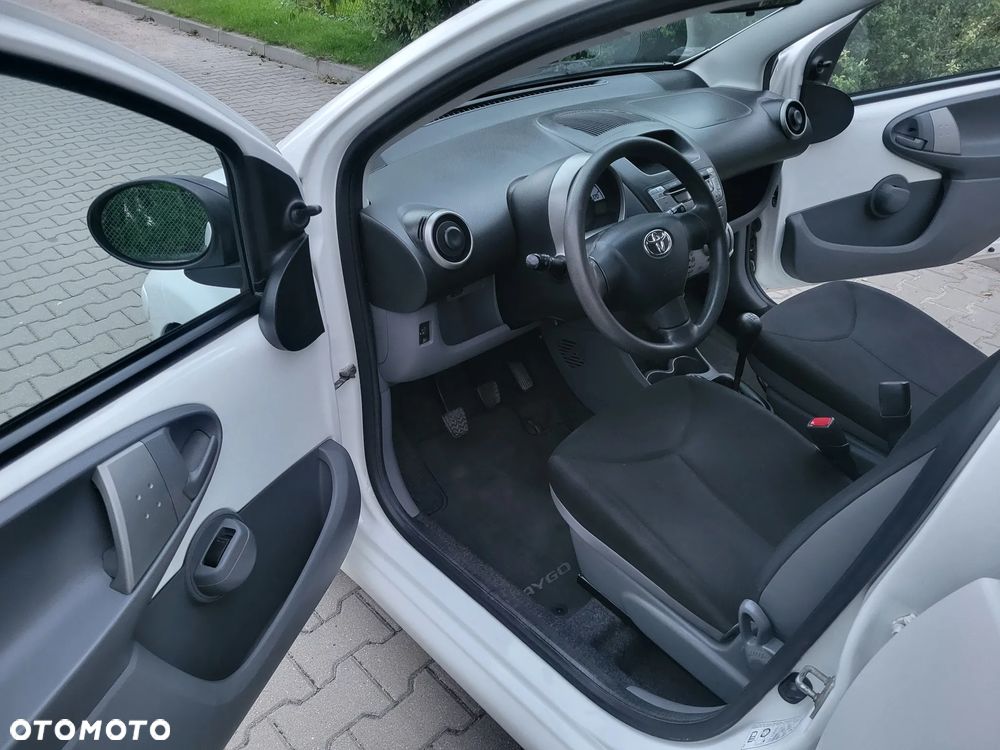 Toyota Aygo 1.0 VVT-i Luna A/C - 6