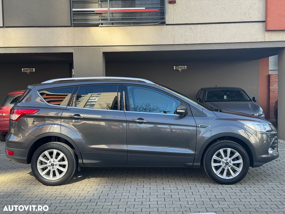 Ford Kuga 1.5 EcoBoost 2x4 Titanium - 11