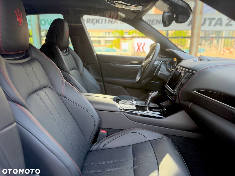 Maserati Levante Modena - 22