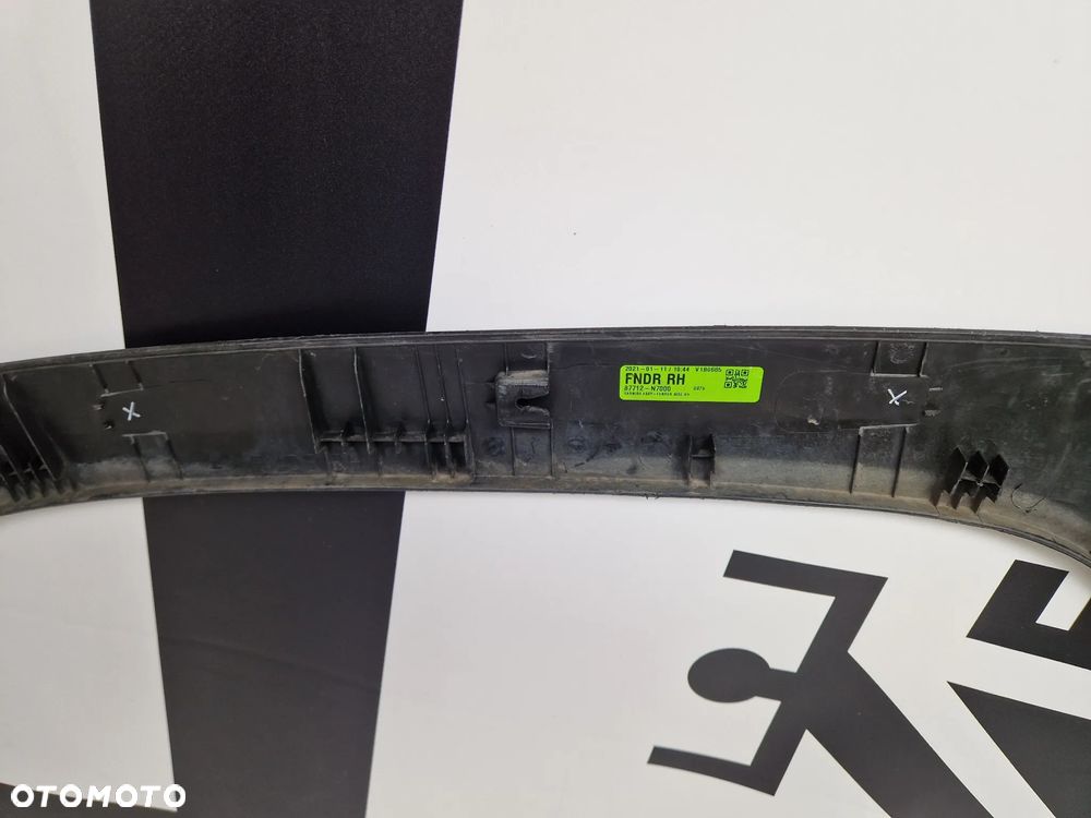 Listwa nakładka przedniego prawego błotnika Hyundai Tucson IV - 6