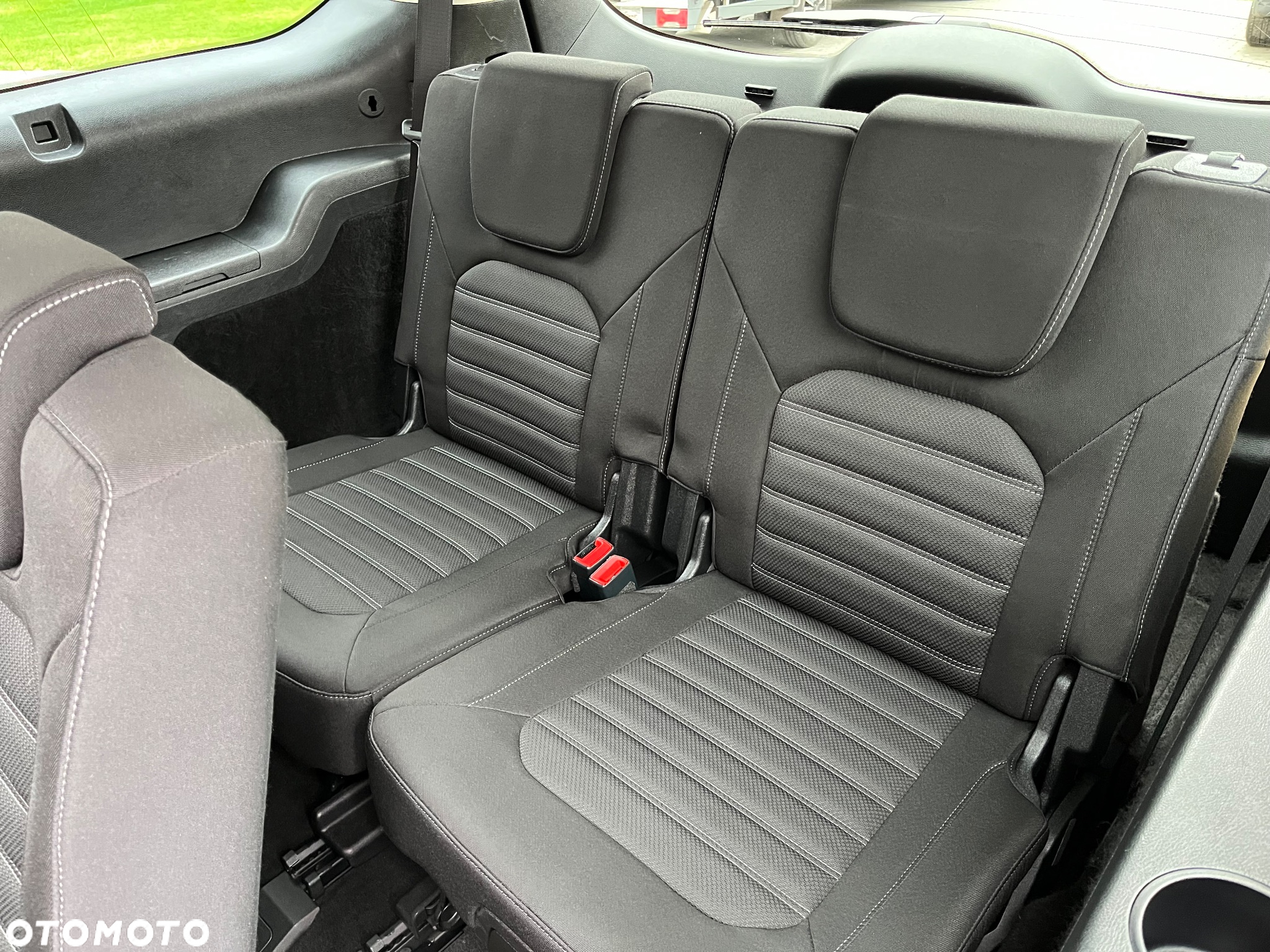 Ford Galaxy 2.0 TDCi Titanium - 16