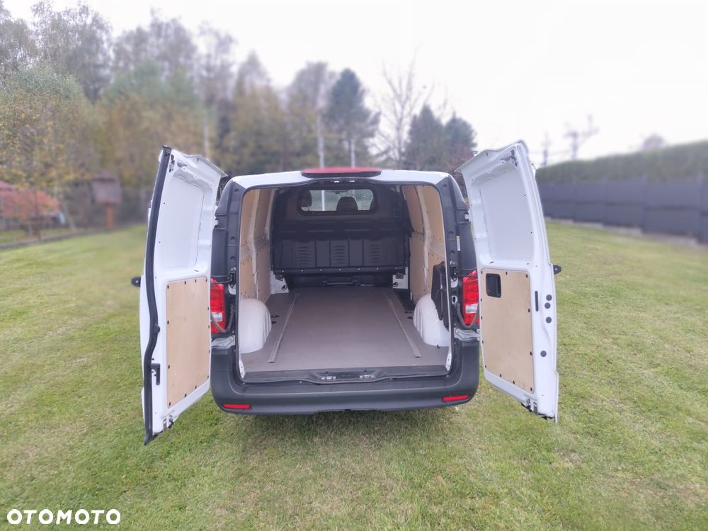 Mercedes-Benz Vito - 33