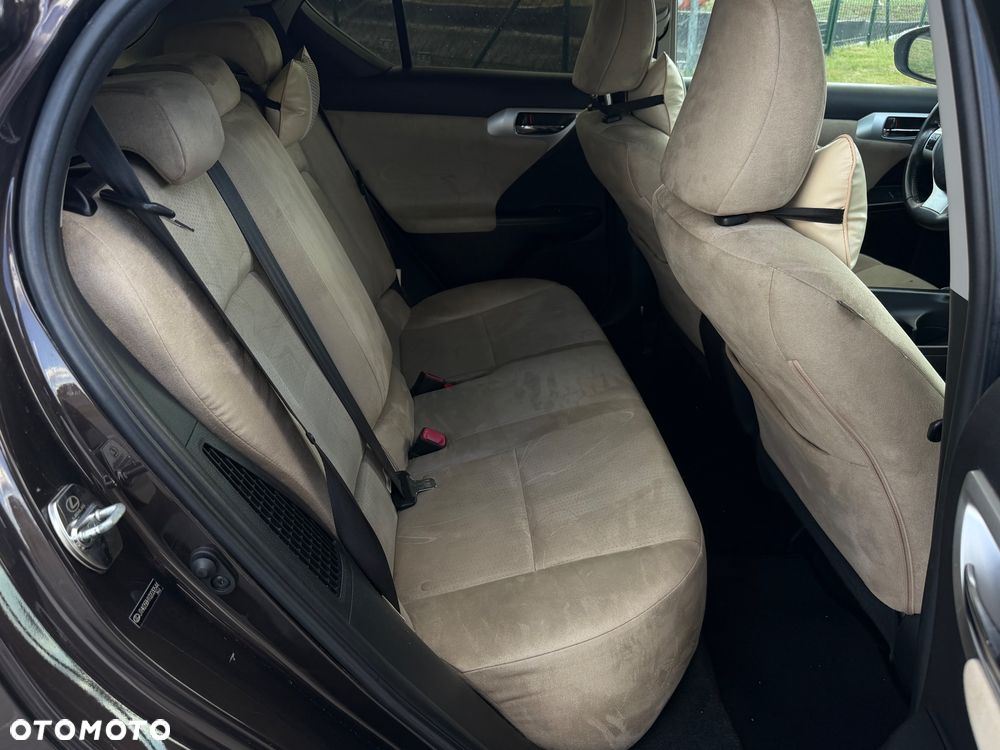 Lexus CT 200h Prestige - 20