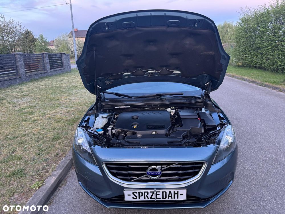 Volvo V40 D2 Summum - 9