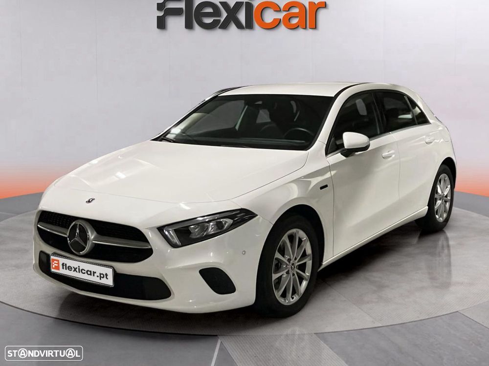 Mercedes-Benz A 250 e Style Plus - 2