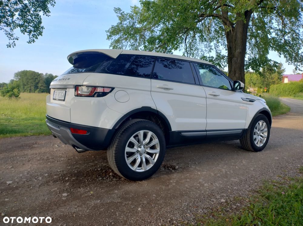 Land Rover Range Rover Evoque TD4 SE Dynamic - 3