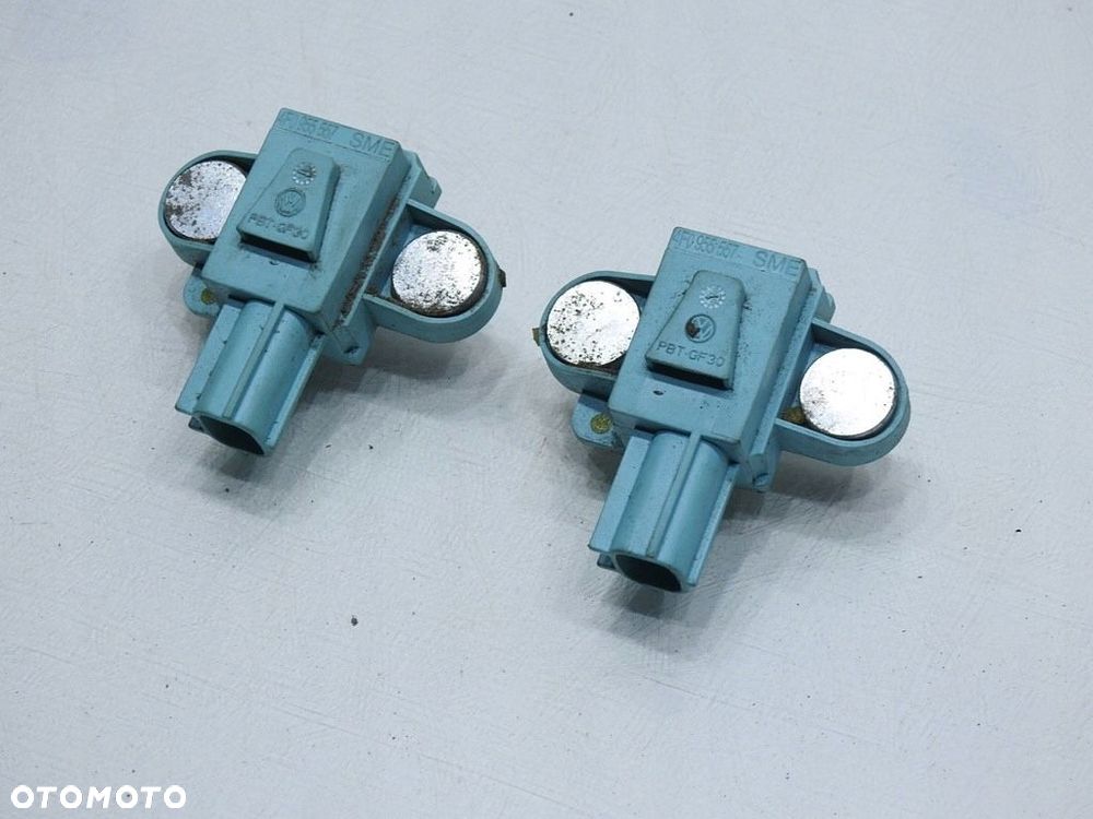 SENSOR UDERZENIA AUDI A6 C6 4F0955557 - 2