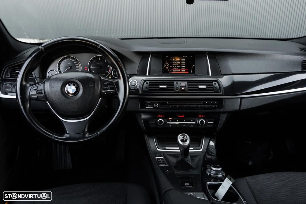 BMW 520 d Line Luxury - 11