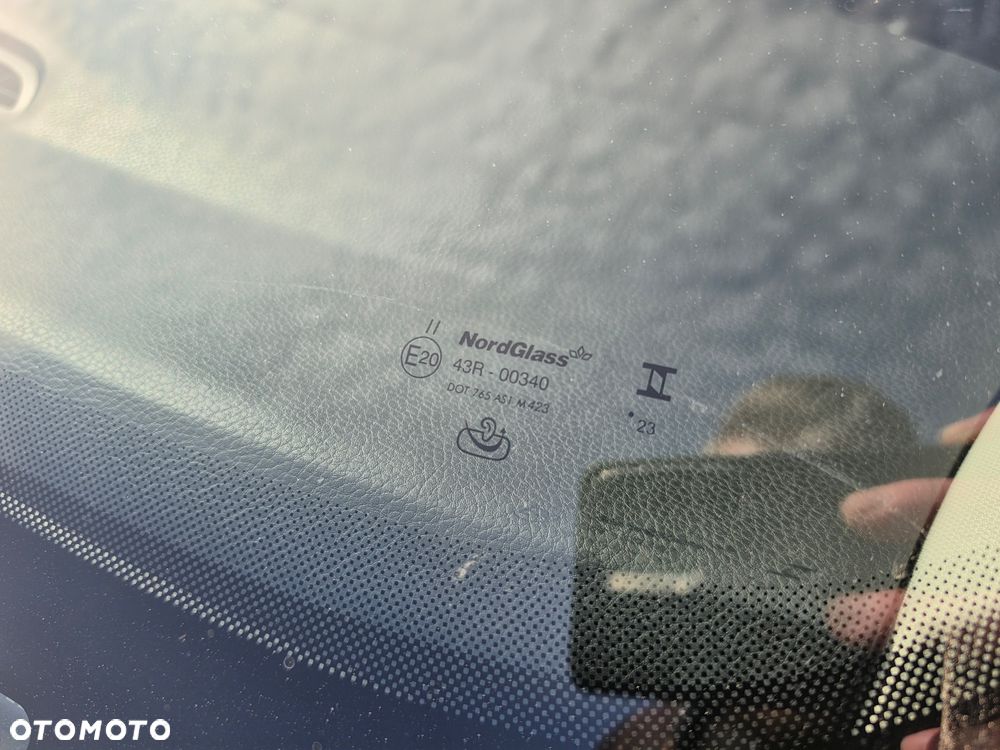 Volkswagen Golf 1.6 TDI Trendline - 35