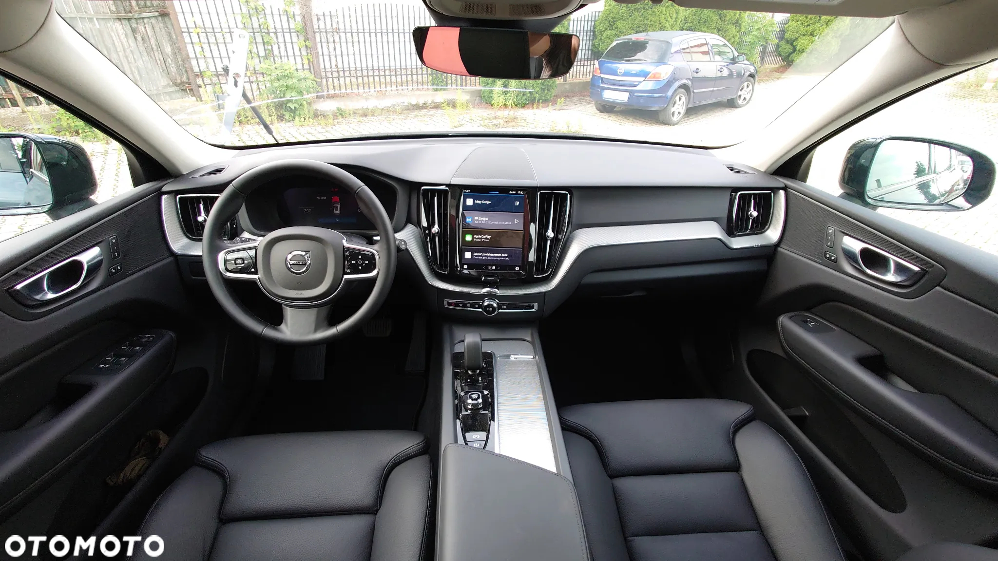 Volvo XC 60 T6 AWD Plug-in Hybrid Plus Dark - 8