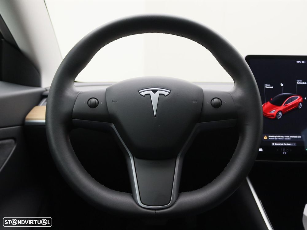 Tesla Model 3 Tração Traseira - 4