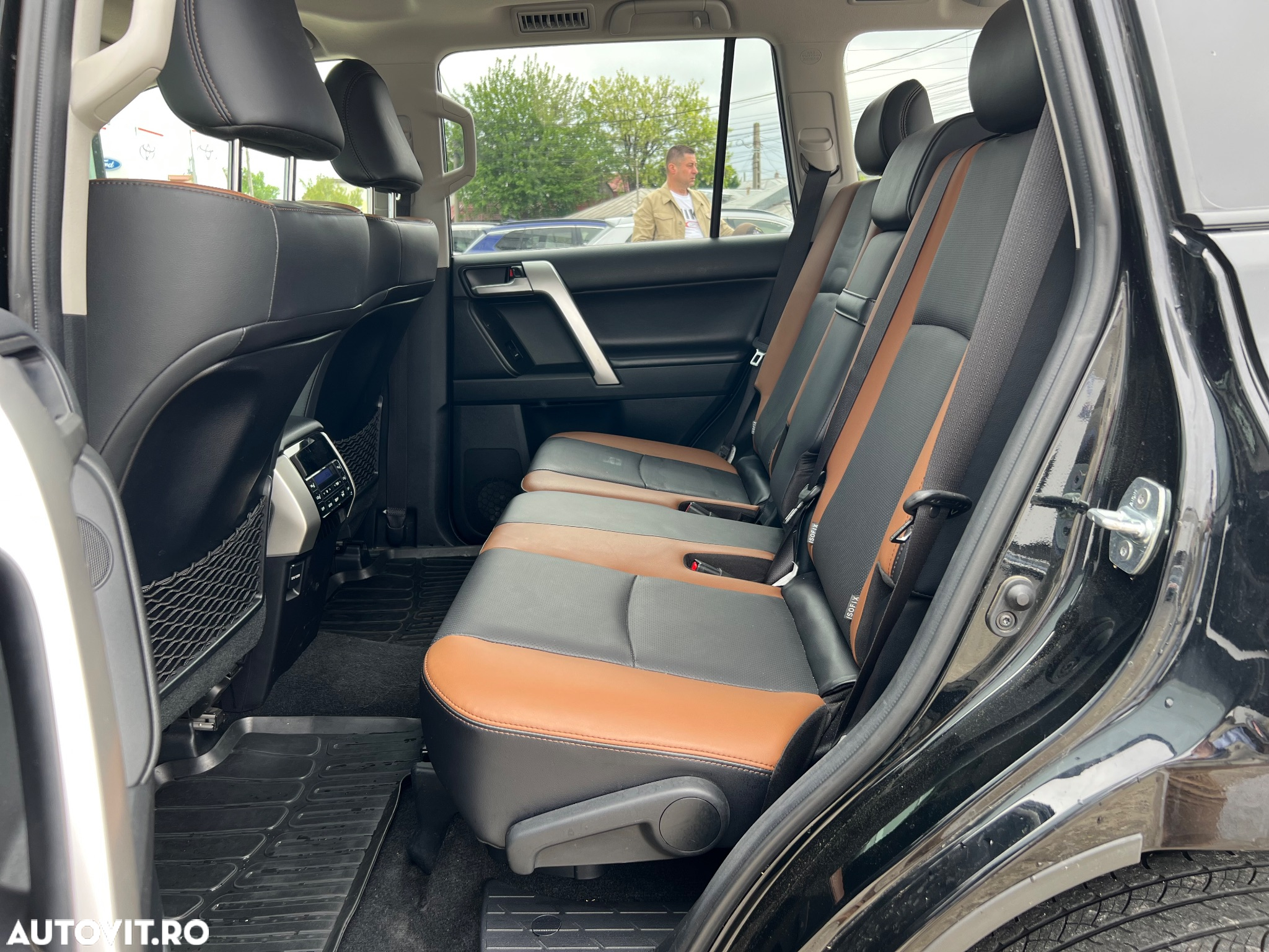 Toyota Land Cruiser 2.8l D-4D 204 CP A/T 7 locuri Luxury AVS Black - 15