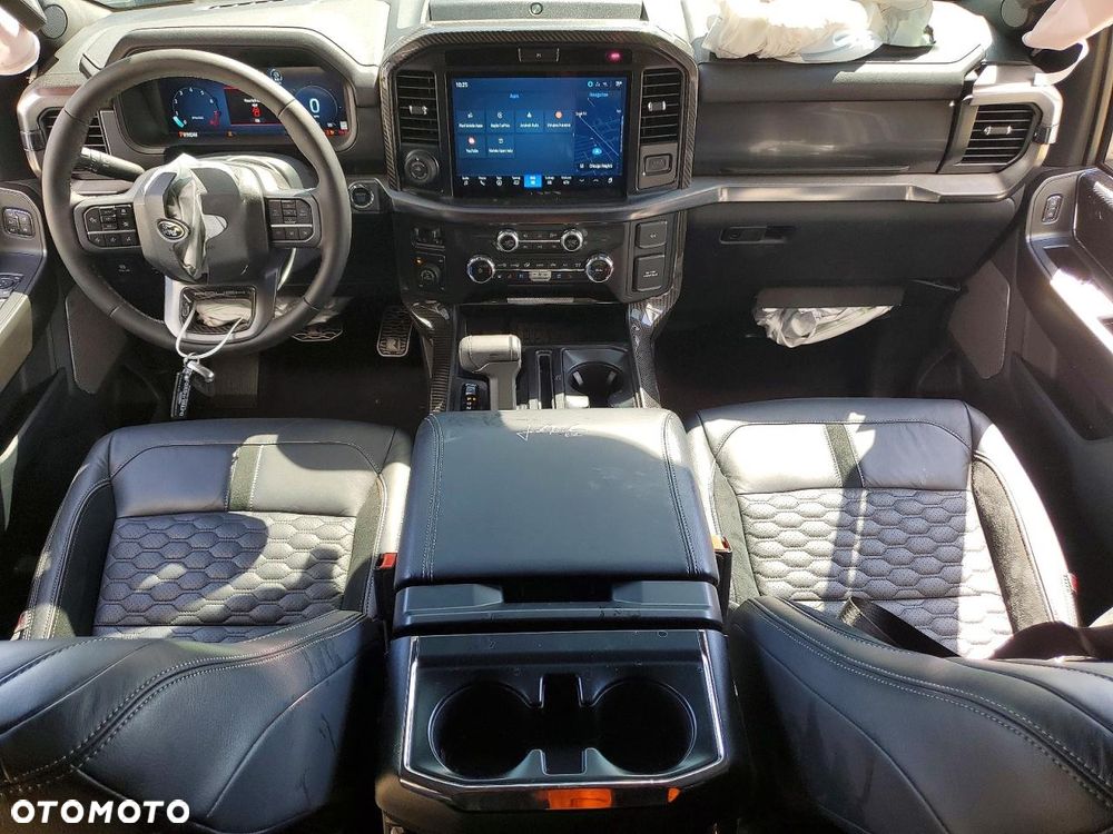 Ford F150 - 8