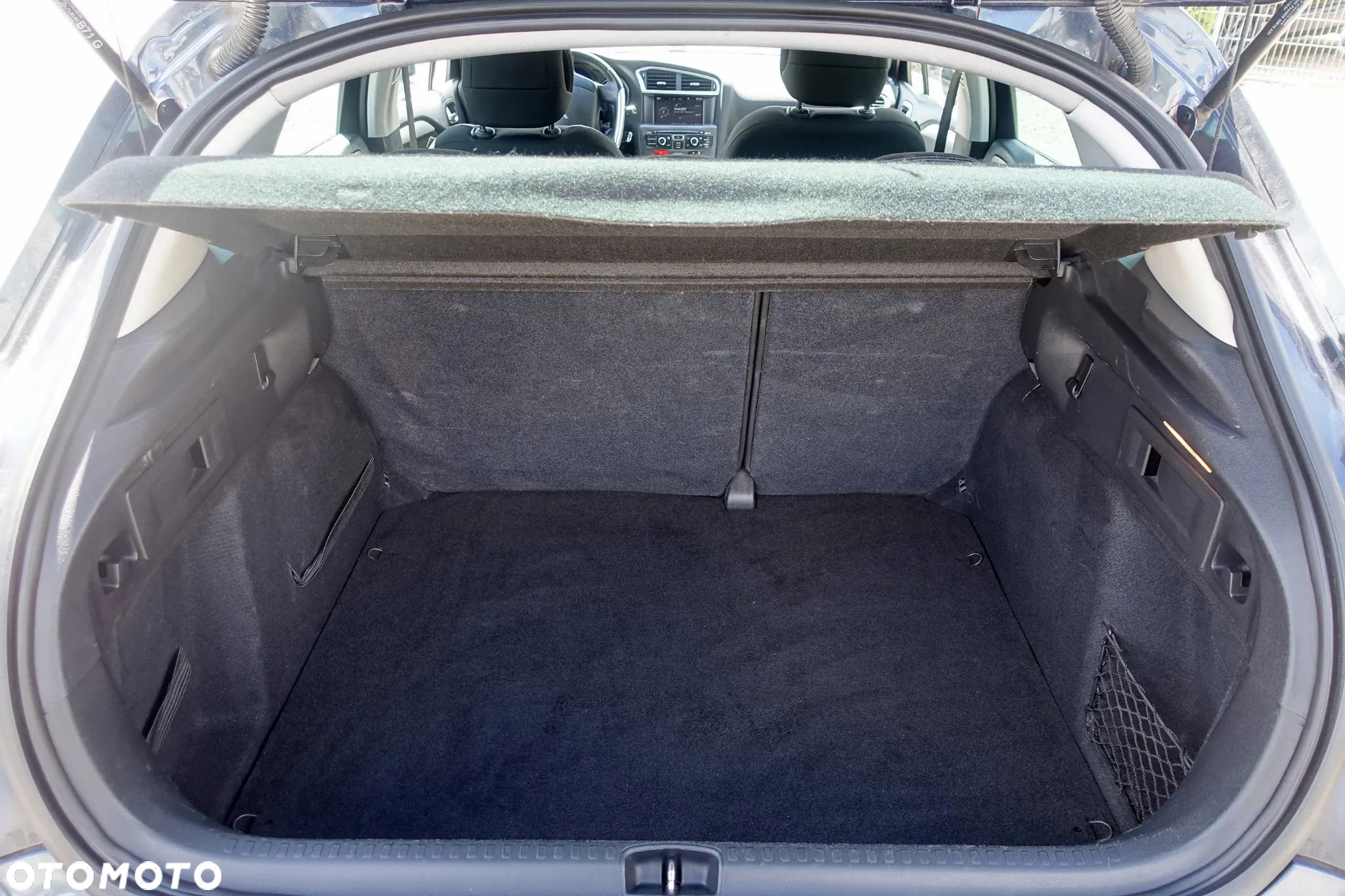 Citroën C4 e-HDi 115 ETG6 Selection - 15