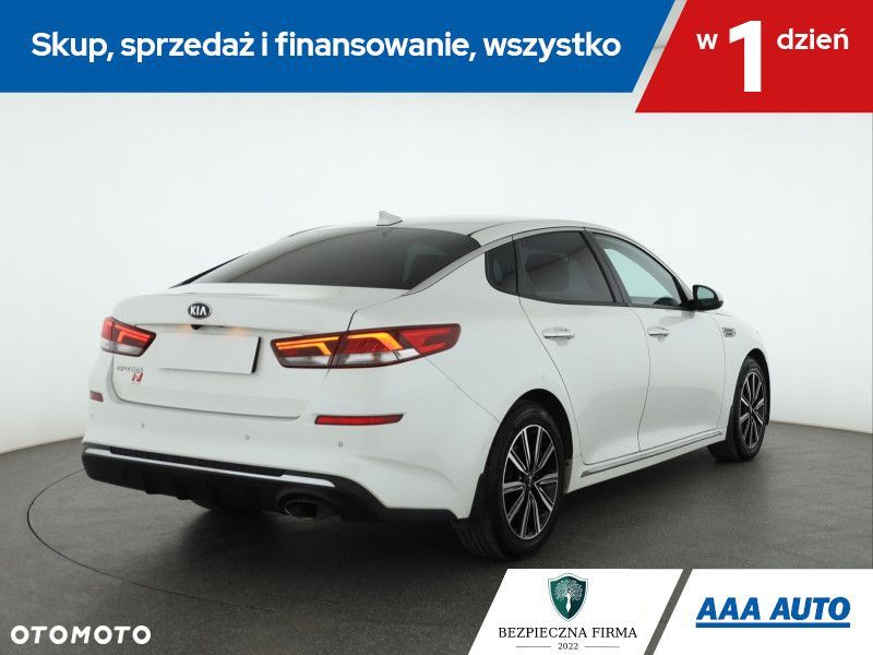Kia Optima - 6