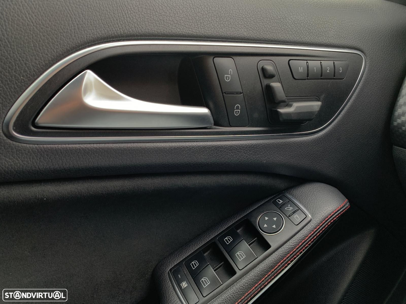 Mercedes-Benz A 45 AMG 4-Matic - 19
