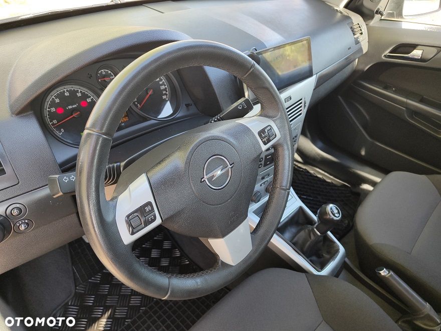 Opel Astra 1.6 - 15
