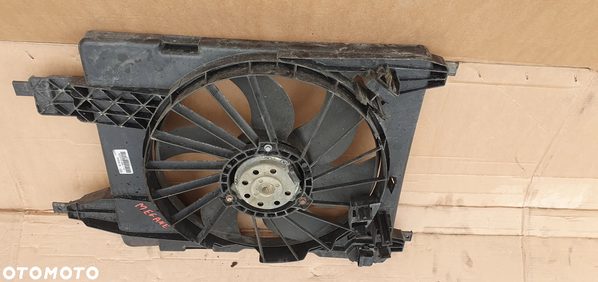 Wentylator chłodnicy wiatrak Renault Megane II 8200151464 - 2