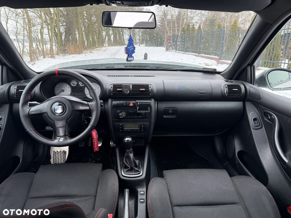 Seat Leon 1.8T Cupra R - 8