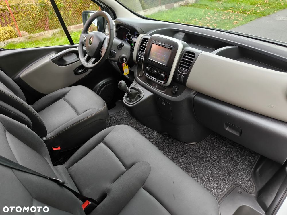 Renault Trafic LONG - 16