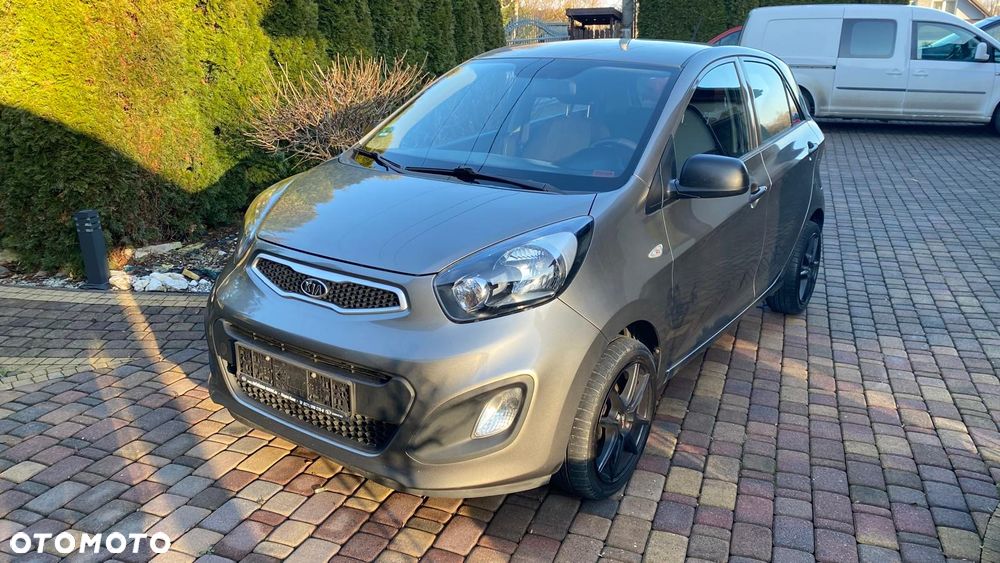 Kia Picanto 1.0 Dream Team Edition - 2