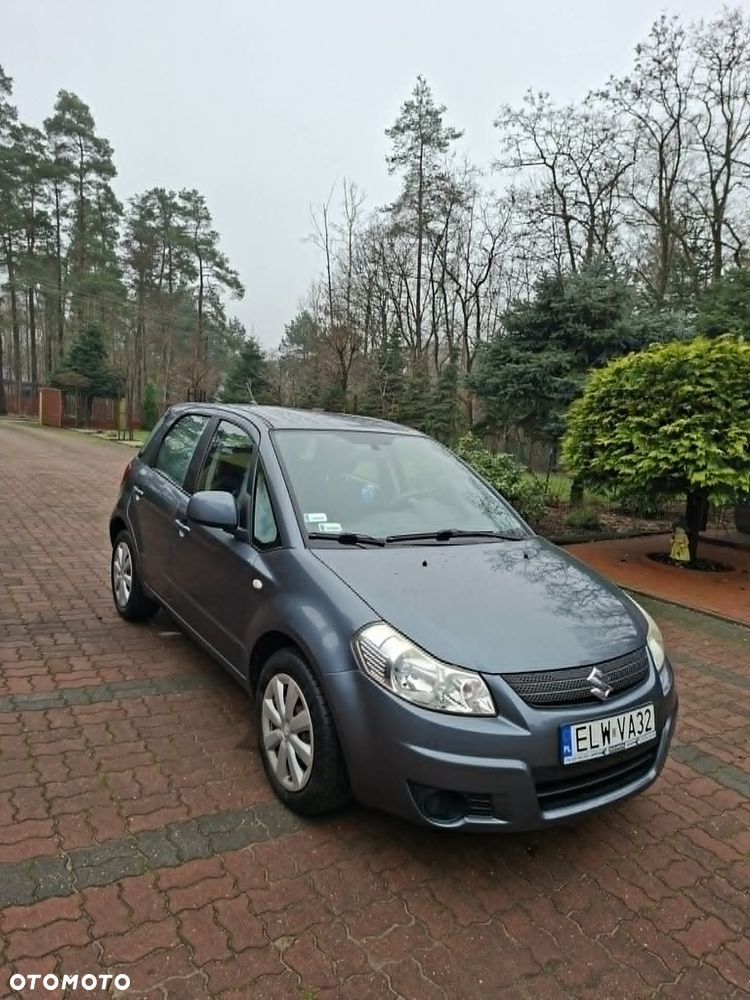 Suzuki SX4 1.6 GLX / Comfort - 4