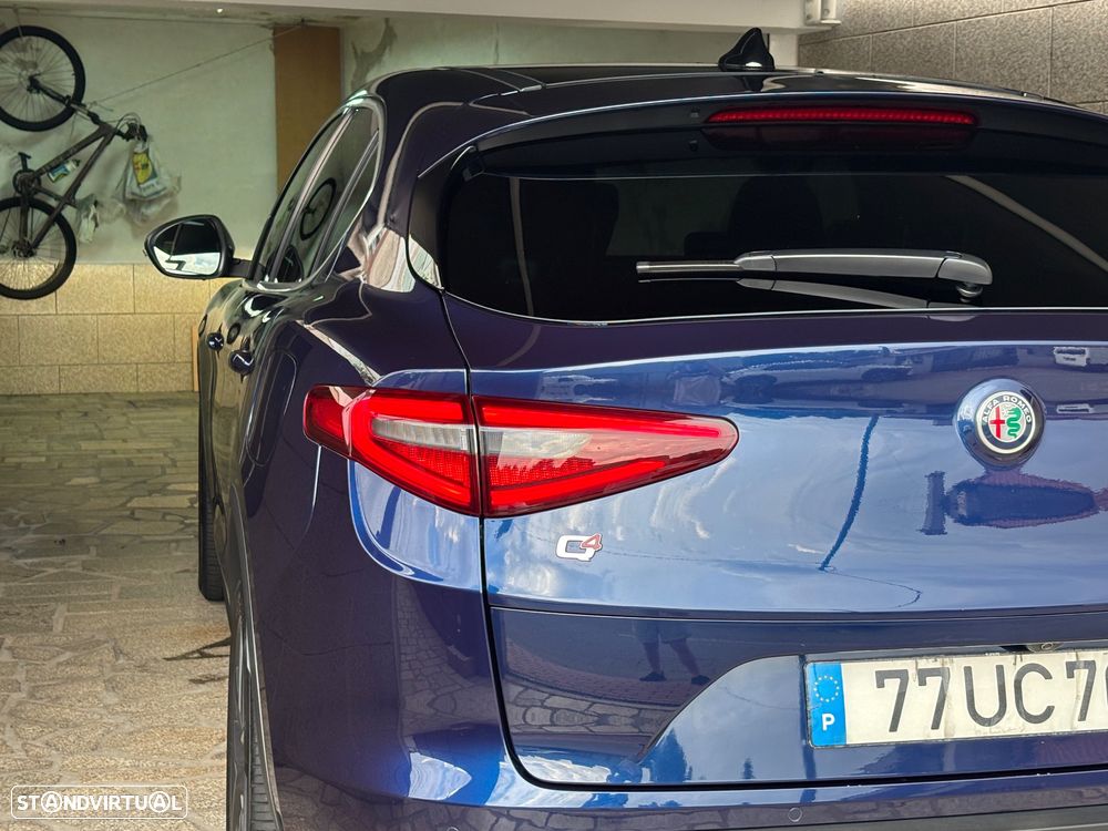 Alfa Romeo Stelvio 2.0 T Veloce TI Q4 AT8 - 8