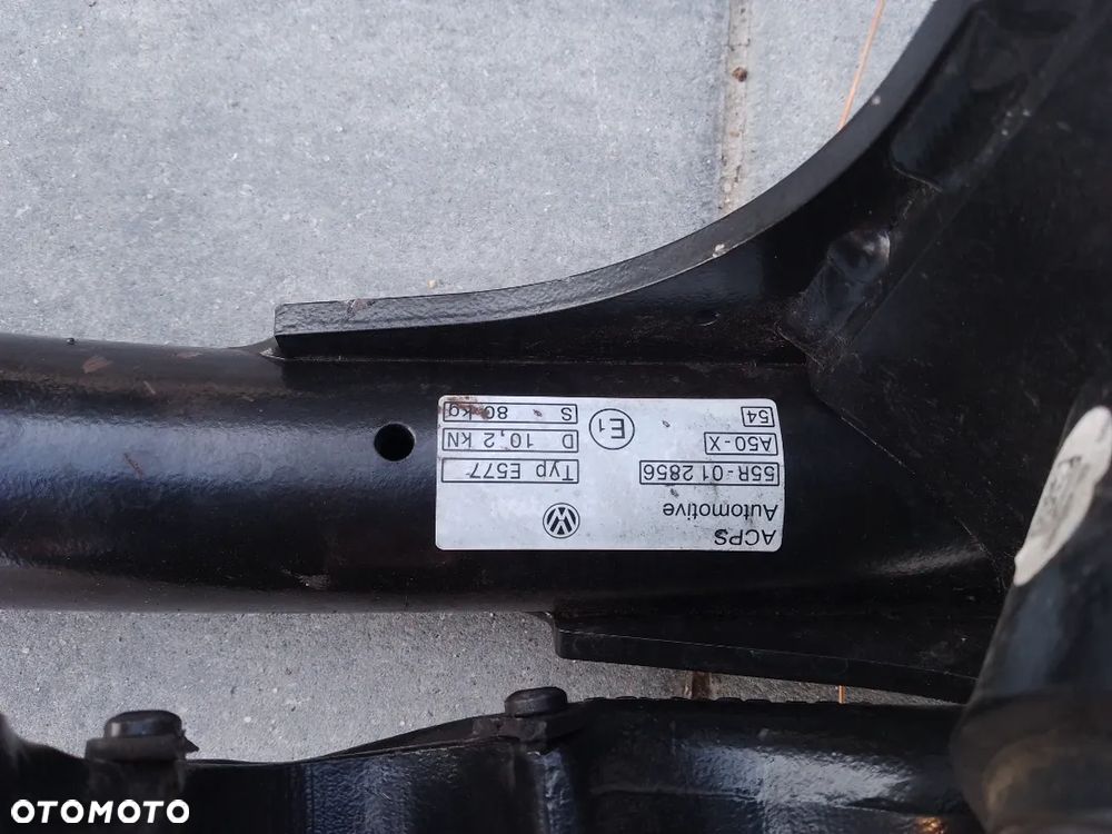 HAK HOLOWNICZY VW GOLF VIII 8 5H0803881F - 5