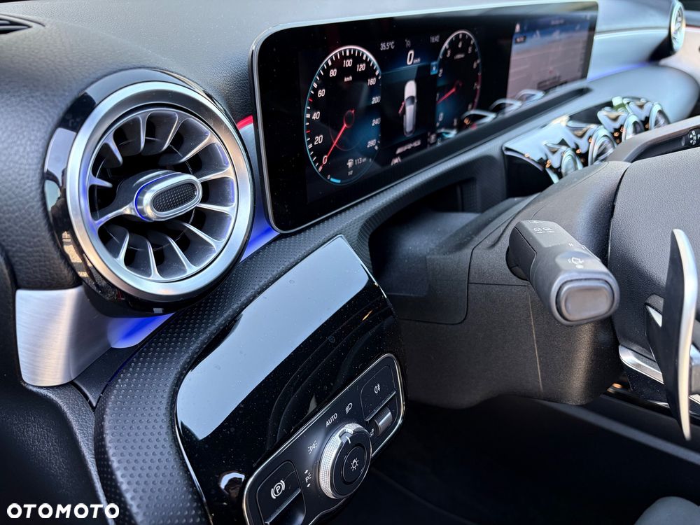 Mercedes-Benz Klasa A 35 AMG 4-Matic 7G-DCT - 19