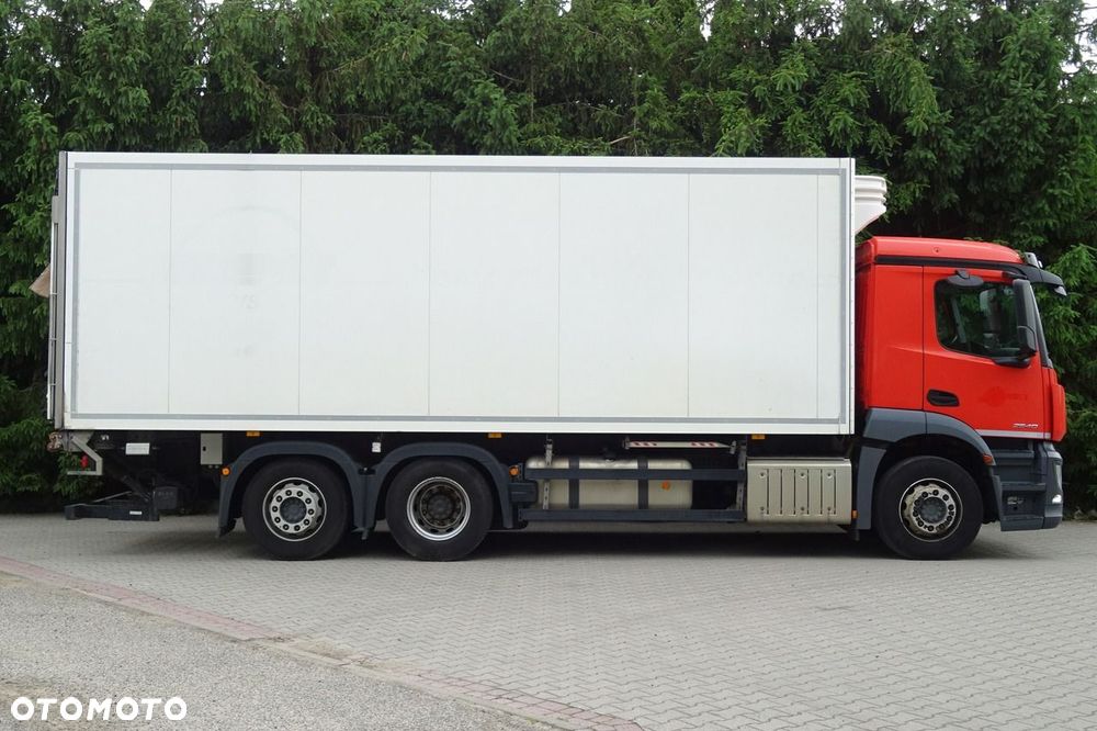 Mercedes-Benz Antos 2540 Sypialna euro 6 chłodni 3 osie podnoszona i skrętna - 6