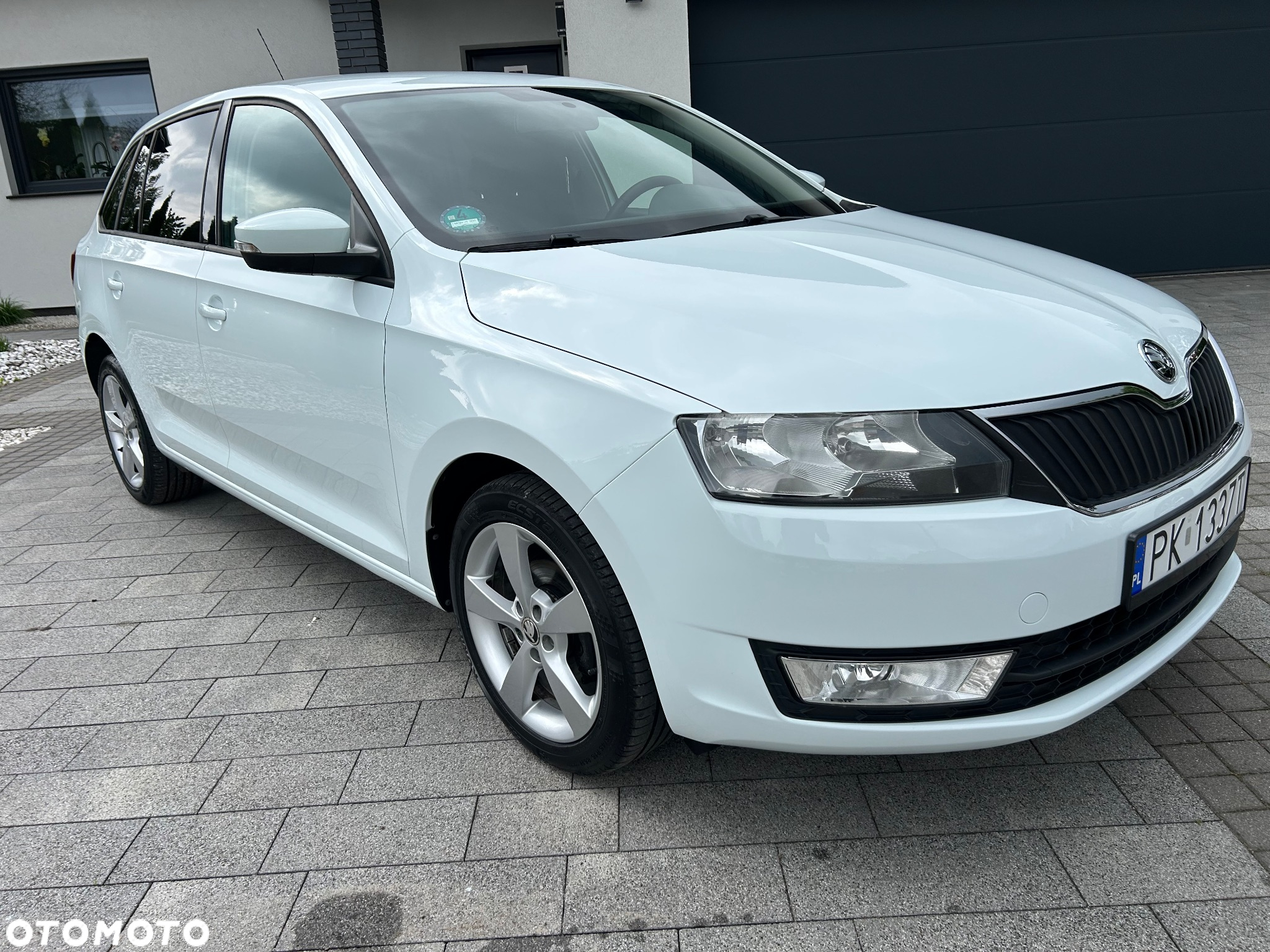 Skoda RAPID Spaceback 1.2 TSI (Green tec) Active - 9