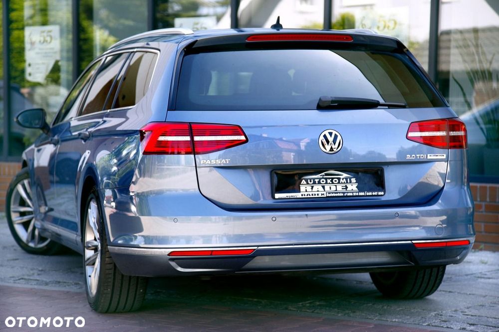 Volkswagen Passat - 24
