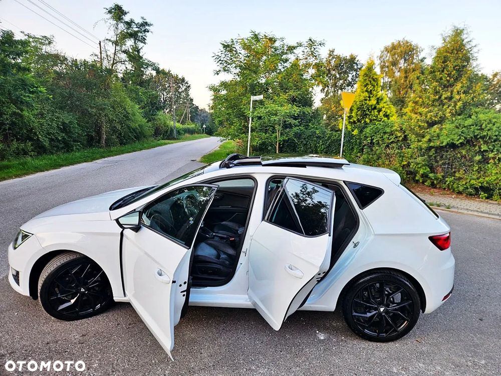 Seat Leon 2.0 TDI FR Black S&S DSG - 23