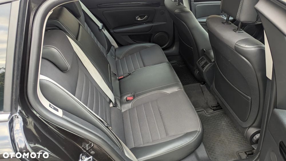 Renault Laguna 2.0 dCi Bose Edition - 17