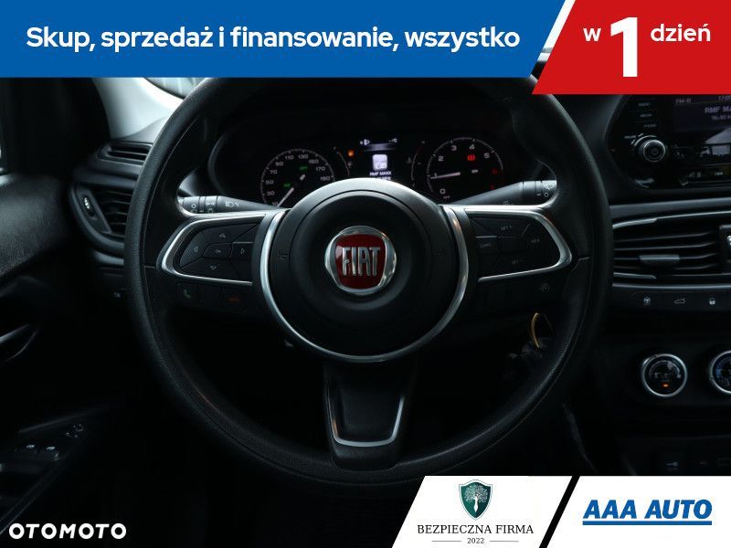 Fiat Tipo - 18