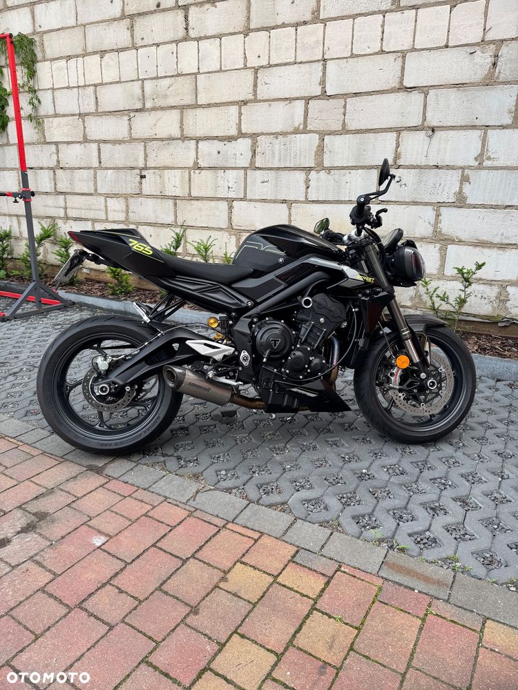 Triumph Street Triple - 39
