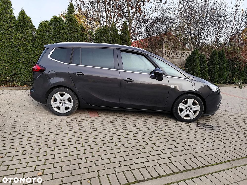 Opel Zafira - 15
