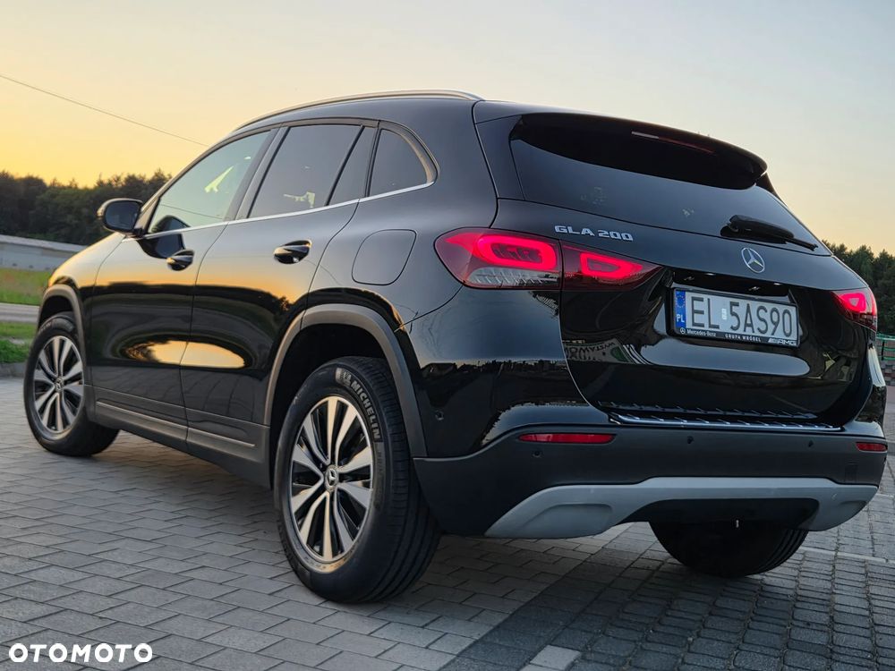 Mercedes-Benz GLA 200 Business Edition - 19